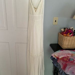 White maxi dress perfect for sorority recruitment